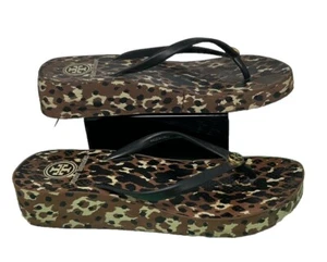 Tory Burch Größe 9, Than Die Keilabsatz Flip Flop Zehenstegsandalen Tiermotiv - Bild 1 von 6