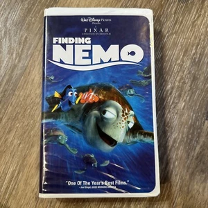 Finding Nemo (VHS) (2001) Bonus Feature - Picture 1 of 12