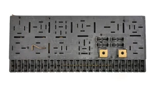 Dash Fuse Relay Box Fusebox 87-93 VW Fox ~ Genuine ~ 443 941 822 A - Picture 1 of 5