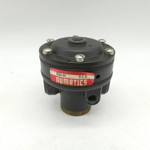 Numatics R50W-04 Pneumatic Regulator - Picture 1 of 4