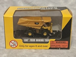 Norscot Scale Models Construction Mini's CAT 793D Mining Truck Figure In Case - Picture 1 of 6