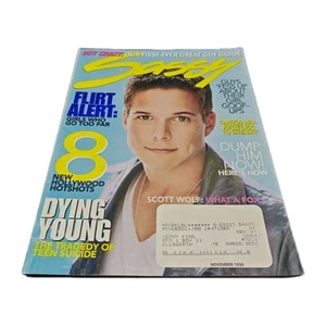 Sassy Magazine November 1996 Flirt Alert, Dying Young, Scott Wolf Free Shipping - Picture 1 of 4