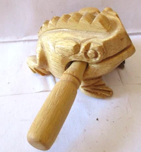 Hand Carved Wooden Frog Calling Guiro Percussion Musical Croaking Instrument - Picture 1 of 2