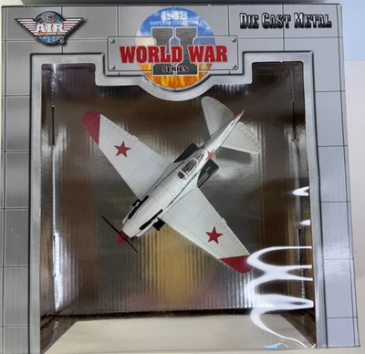 Yat Ming WWII Air Signature MiG-3 (1:48 Scale) 99058 World War II Series Diecast - Image 1 of 4