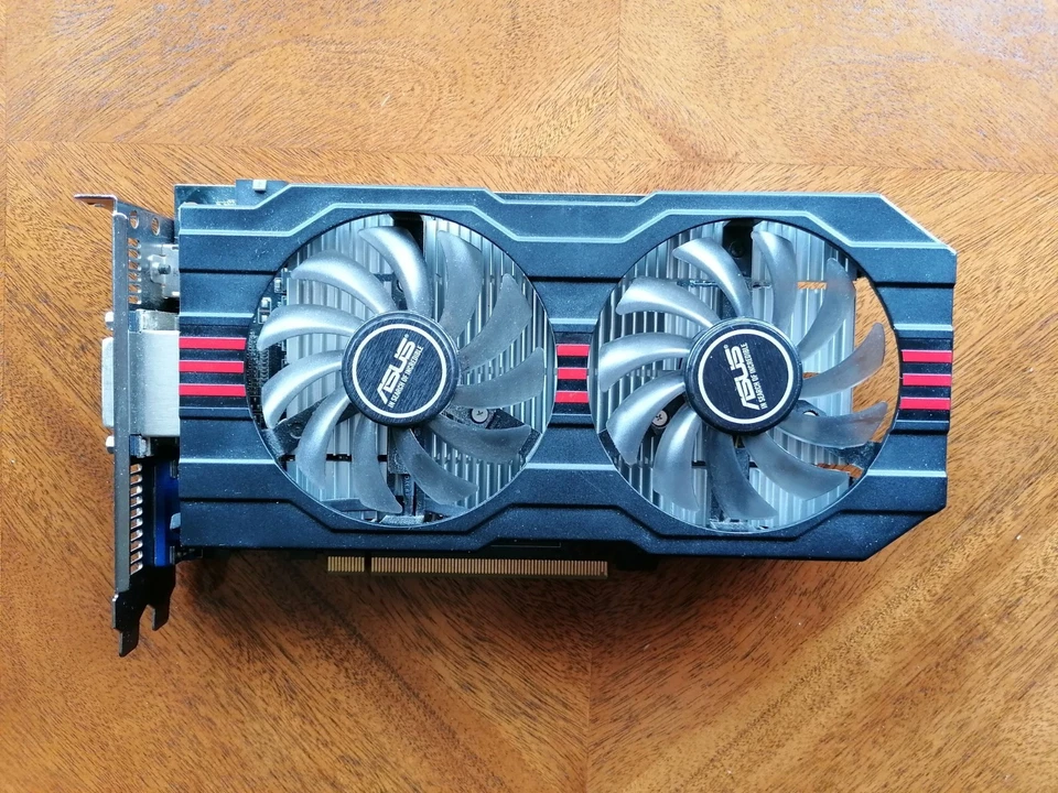 ASUS GeForce GTX 750 Ti 2GB GDDR5 Graphics Card (GTX750TI-OC-2GD5) - Image 1 of 2