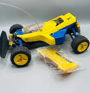 Buggy de radiocontrol Tamiya Thunder Shot 1/10 de colección - con ESC y ala Sanwa con montaje 58067 - Imagen 1 de 24