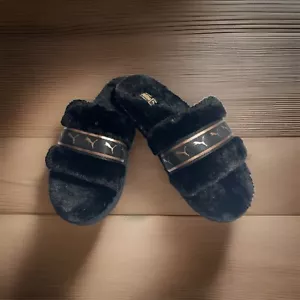Puma Slippers Slide Womens Black/ Rose Gold Logo Size 7 NEW! - Picture 1 of 3
