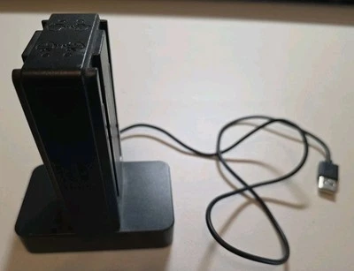 Controlador Joy-Con PowerA OEM Nintendo Switch base de carga de 4 puertos - 1501406-01 Foto 1 de 2