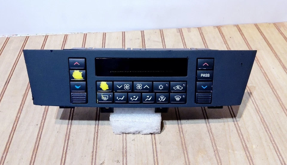 2009 Buick Allure/Lacrosse не супер автоматический климат-контроль мод ID 25845879 - Изображение 1 из 4