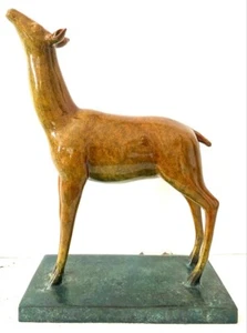 Tierbronze -Bronze Figur - Reh auf Bronze Platte mit Künstlersignatur Milo - Bild 1 von 9