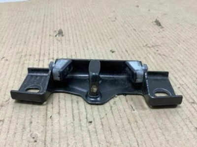 VOLVO XC90 2008 PORTÓN TRASERO MALETERO TAPA BLOQUEO PLACA GOLPEADOR FÁBRICA Foto 1 de 4