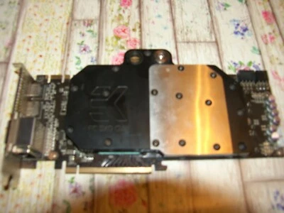 scheda video GAINWARD NVIDIA GTX 570 GLH 1280MB DDR5 320B raffreddamento liquido - Immagine 1 di 4