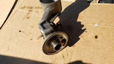 1995-2003 Ford F250 F350 7.3 powerstroke oil cooler adapter housing # 1815739C2 Foto 1 de 4