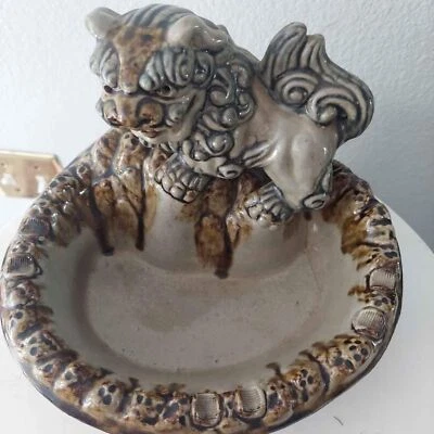 Bandeja de ceniza vintage japonesa Okinawa Shisa Foo perro león Foto 1 de 4