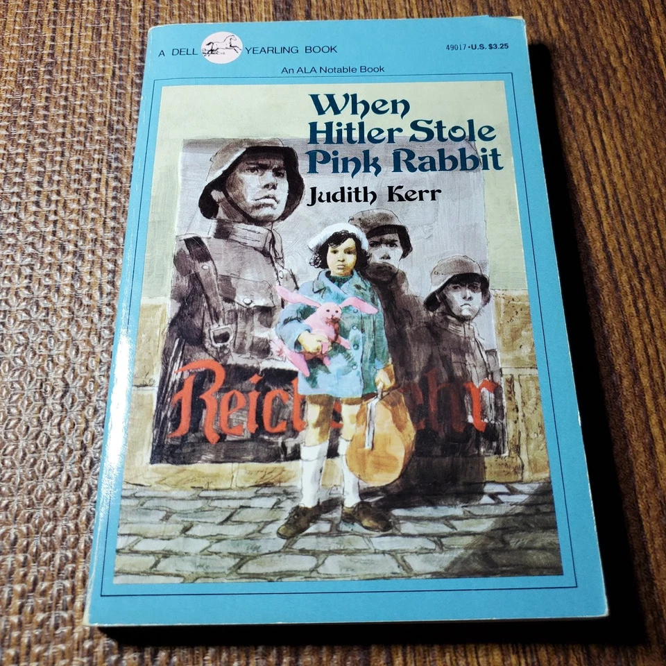 When Hitler Stole Pink Rabbit Judith Kerr 1987 Reprint ALA Notable Dell Foto 1 de 4