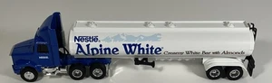 Ertl 1/64 WhiteGMC Semi Truck Nestle Alpine White Chocolate Tanker Trailer - Bild 1 von 13