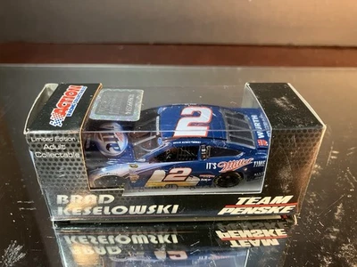 Brad Keselowski #2 Miller Lite 2014 Ford fusión 1:64 Lionel Foto 1 de 4