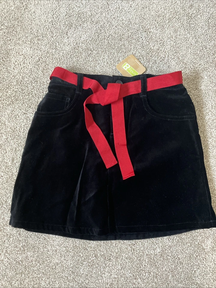 NWT Crazy 8 Black Velvet Christmas Skirt Girl’s Size Medium 7/8 Holiday Pics - Image 1 of 4