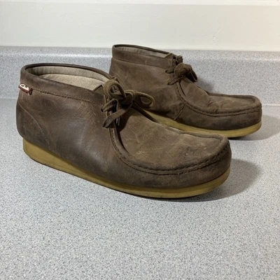 Clarks Wallabees Mens 8.5 Waxy Leather Moccasin Dark Brown Beeswax Walter White - Image 1 of 4