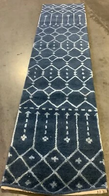 Alfombra de hilo roto NVY / SLVR 2'-3" x 10'-0" precio reducido 1172673942 HIM903N-210 Foto 1 de 4