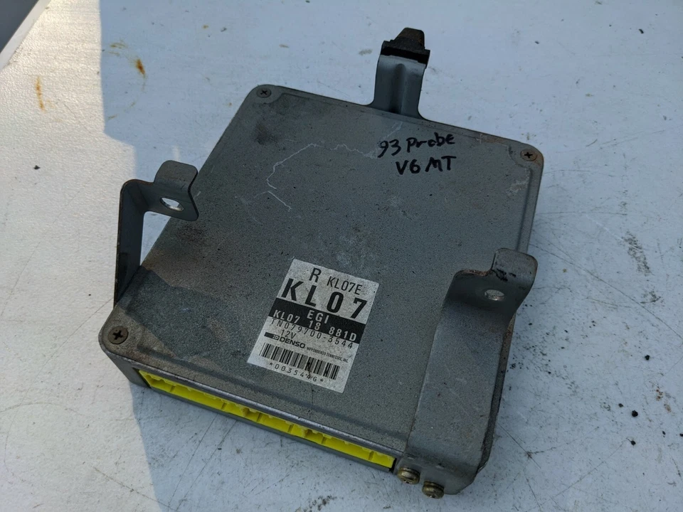 Mazda 626 1993 93 Ford Probe Motor Computadora ECU ECM V6 2,5 MT KL07 18 881B Foto 1 de 1