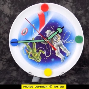 Astronaut space walk clock with display stand - Picture 1 of 4