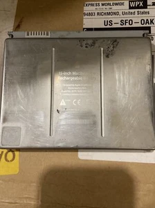 15-inch MacBook Pro Rechargeable Battery Model A1175 Untested For Parts - Picture 1 of 2