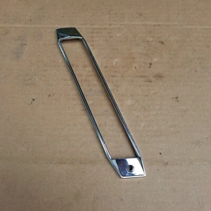 Cadillac Fleetwood 1977 1978 1979 NOS GM bisel de lámpara de operación izquierdo - Imagen 1 de 3