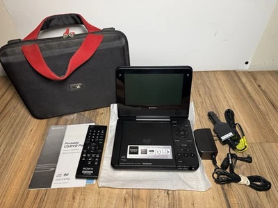 SONY DVP-FX750 PORTABLE DVD PLAYER 7" Screen w/ Remote WORKS *READ* - Image 1 of 4