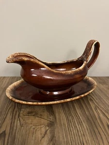 Vintage Large HULL Gravy Boat - Brown Drip USA OVEN PROOF With Under Plate - Picture 1 of 5