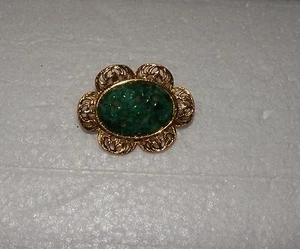 Vintage goldfarbene Brosche Anstecknadel - jadefarbener Stein 1,5" gebraucht, in einwandfreiem Zustand - Bild 1 von 2