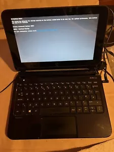 HP Pavilion Laptop modello 10-E011SA 10In Windows 8 NECESSITA DI NUOVO CARICATORE DI RETE - Foto 1 di 6