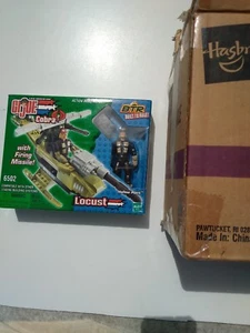 Hasbro 2003 Gi Joe Vs Cobra Locust estuche de fábrica en caja - Imagen 1 de 7
