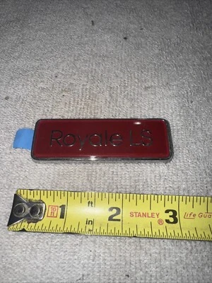 Nuevo de Lote Antiguo Oldsmobile 88 Royale LS GUARDABARROS DELANTERO PLACA EMBLEMA 1992 1993 1994 1995 Foto 1 de 2