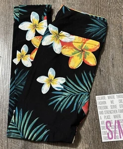 NEW RELEASE Lularoe Leggings Kids Small S Medium M Beautiful Tropical Flower - Picture 1 of 2