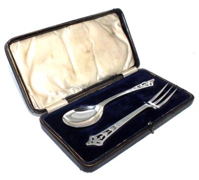 IN Argento Massiccio Antico Cucchiaio E Forcella Presentazione Set Un Con Case - Immagine 1 di 4