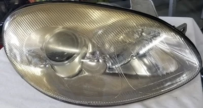 1997-02 Daewoo Leganza RH Head Light Assembly 0301-000772 Passenger Side w/bulbs - Image 1 of 4