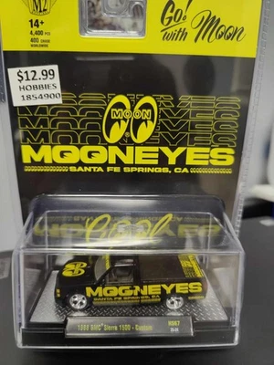 M2 Machines 1:64 MOONEYES 1988 GMC Sierra 1500 Custom Limited 1/4400 Hobby - Image 1 of 3