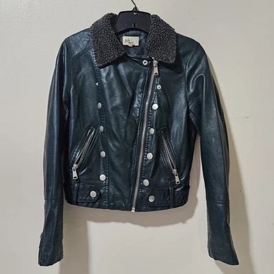 Chaqueta ajustada Jolt Moto imitación cuero para mujer cremalleras pequeñas moda urbana verde Foto 1 de 4