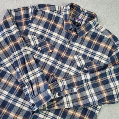 Camisa Patagonia Hombres Med Azul Blanco Cuadros Algodón Orgánico Franela Bolsillo Abotonado Foto 1 de 4