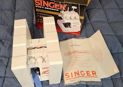 SINGER TS-380 Plus Tiny Serger Overedging Sewing Machine - Image 1 of 4