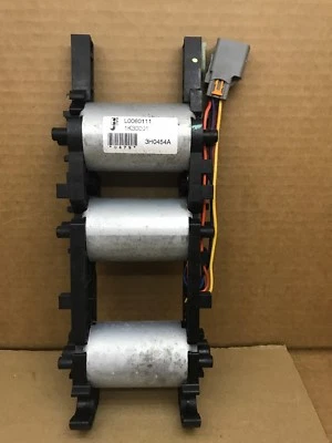 07 14 Escalade Silverado Yukon 6 or 8 Way Power Seat Motor W/O MEMORY RH Right - Image 1 of 4