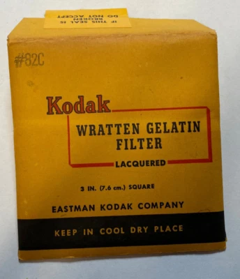 KODAK WRATTEN GELATIN FILTER NO. 82C 3" /7.6cm Square opened - Image 1 of 2