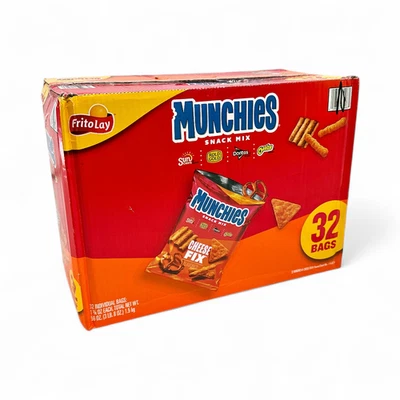 Munchies Snack Mix Cheese Fix, bolsas de bocadillos de 1,75 oz - paquete de 32 Foto 1 de 4