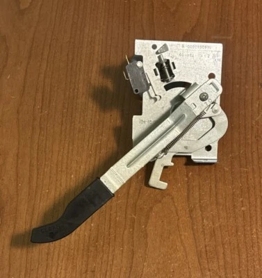 OEM Genuine GE Range Oven Door Lock Latch Assembly, Part #WB14T10092, WB14X41386 - Image 1 of 2