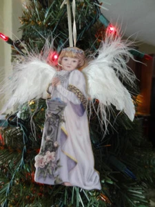 COMPASSION von Donna Richardson 6. Ausgabe Heavenly Innocence Ornament Collection - Bild 1 von 7