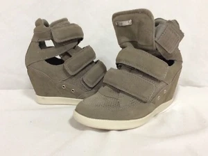 Guess WHERRA Stivaletti con zeppa da donna, grigio cachi, taglia US 6,5 M - Foto 1 di 8