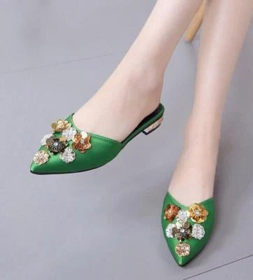 Zapatos de salón elegantes para mujer con flores punta sin cordones lentejuelas Foto 1 de 4