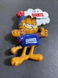 Vintage 1980's Garfield I'm a Giants Fan-atic New York Giants Football Button  