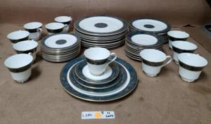 ONE ROYAL DOULTON CARLYLE H 5018 5 PIECE PLACE SETTING ! 11 SETS AVAILABLE - Picture 1 of 3